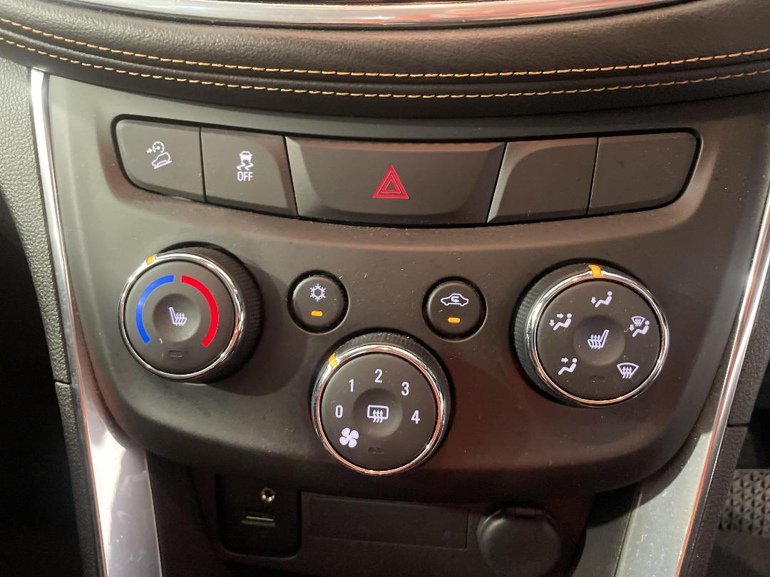 Photo '31' of Holden Trax Photo '31' of Holden Trax