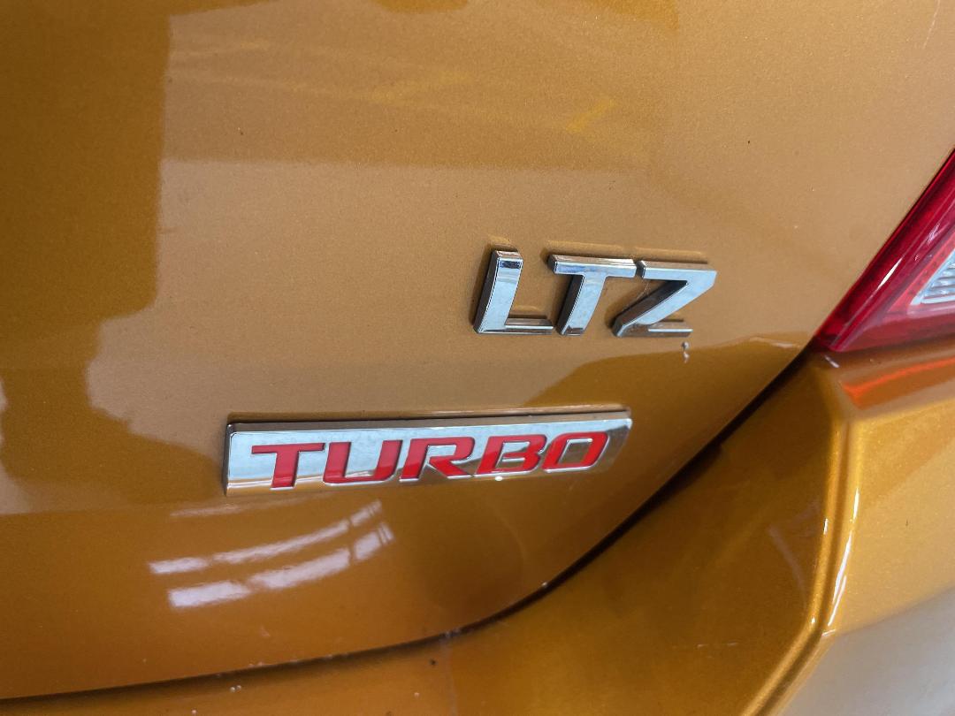 Photo '37' of Holden Trax Photo '37' of Holden Trax