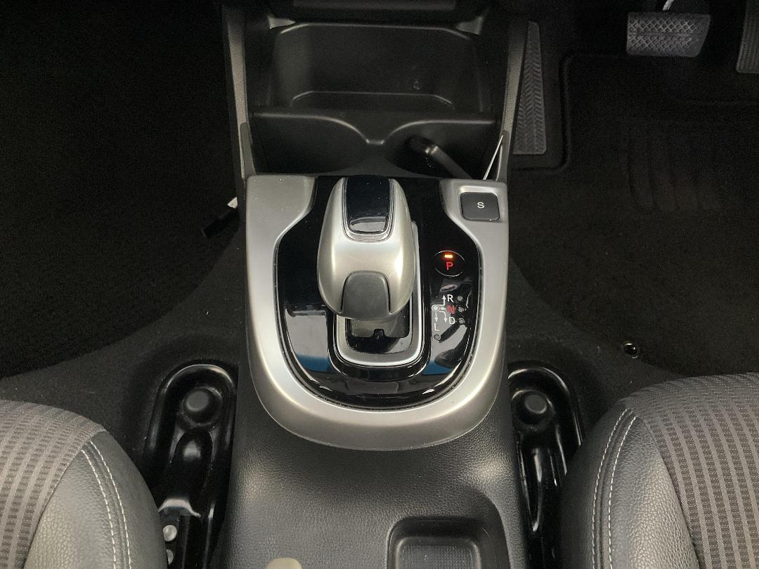 Photo '18' of Honda FIT