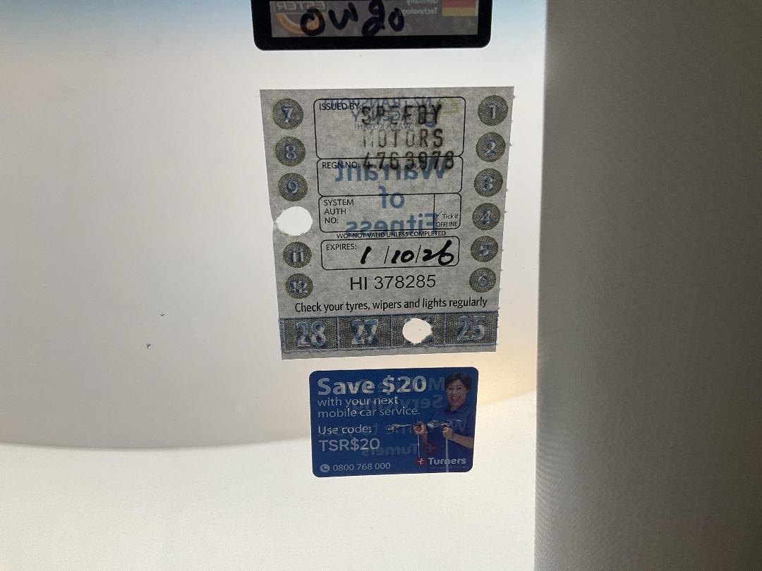 Photo '23' of Honda FIT