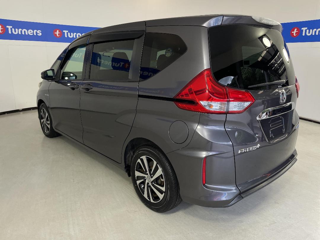 Photo '5' of Honda Freed