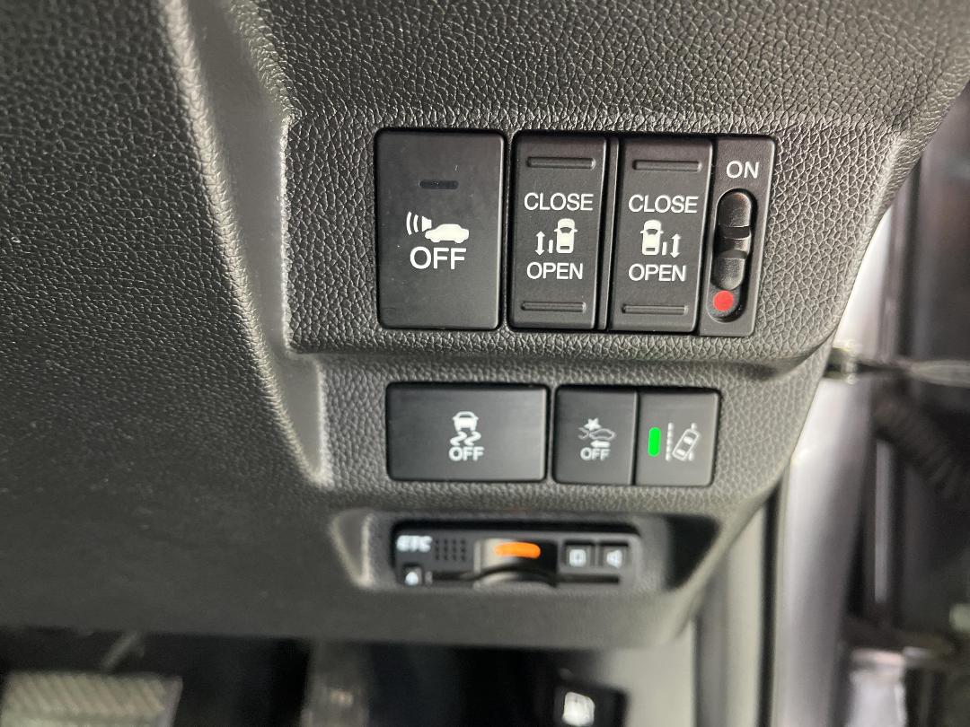 Photo '23' of Honda Freed