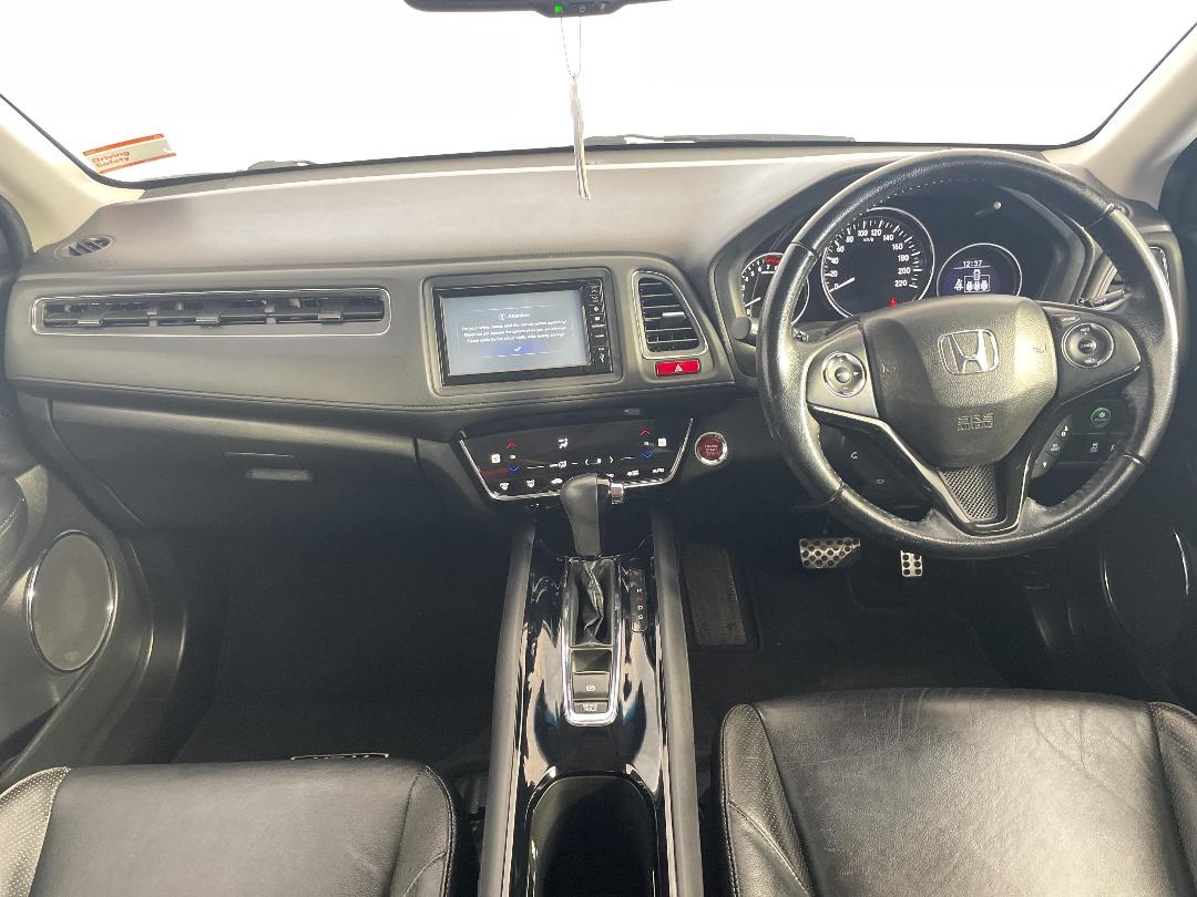 Photo '17' of Honda HR-V