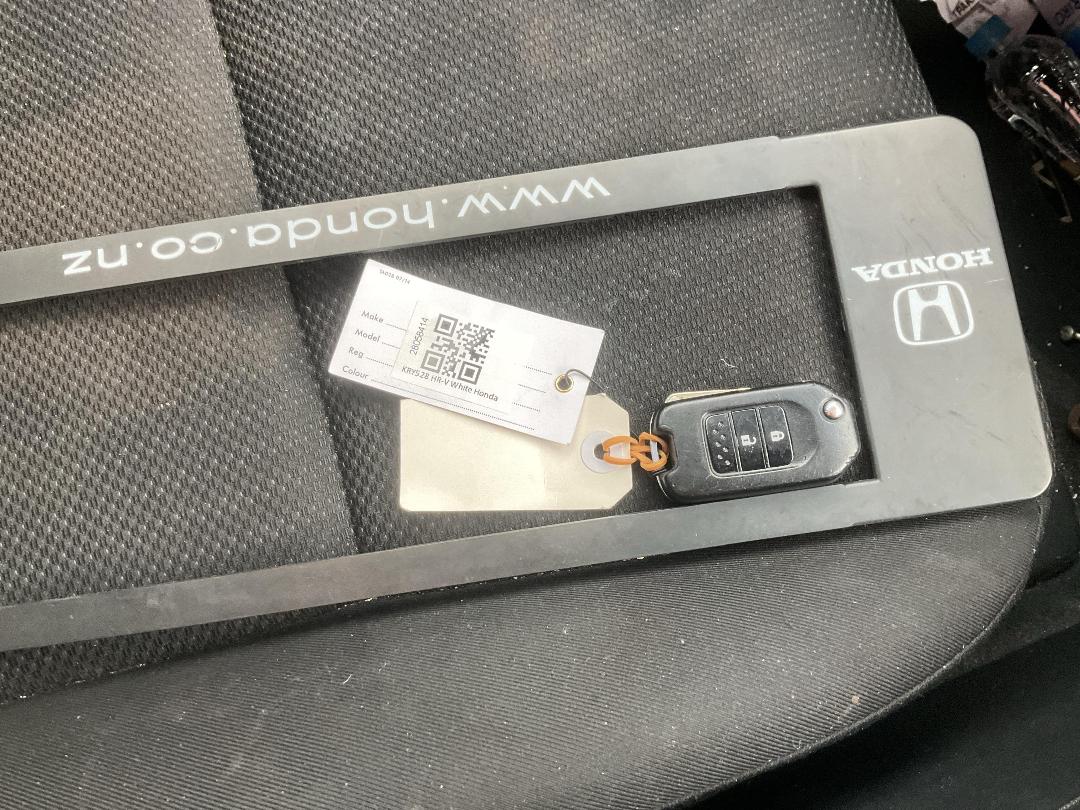 Photo '19' of Honda HR-V S