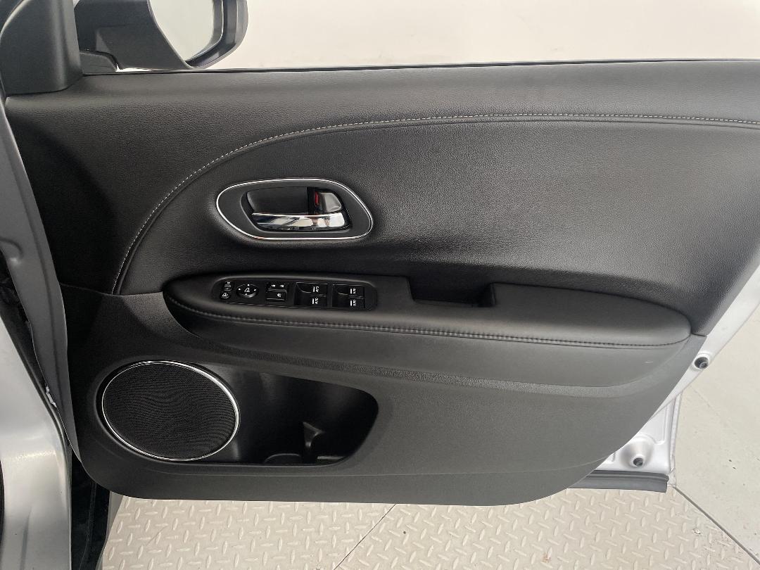 Photo '15' of Honda HR-V