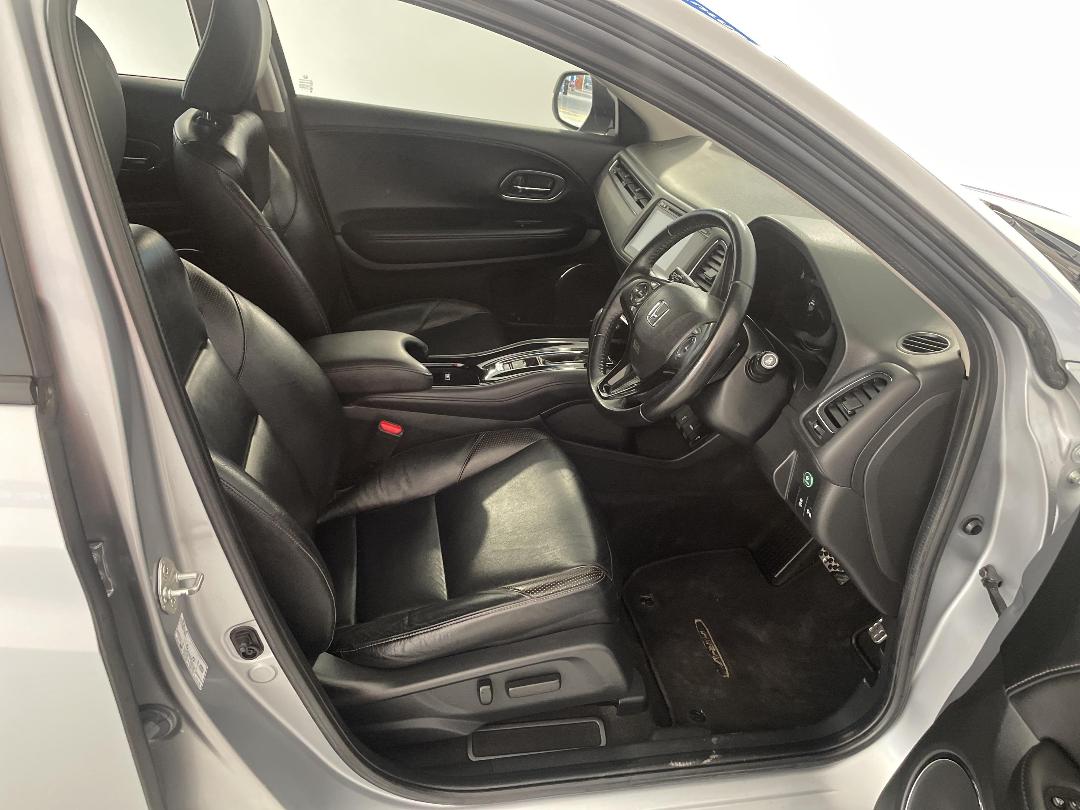 Photo '16' of Honda HR-V