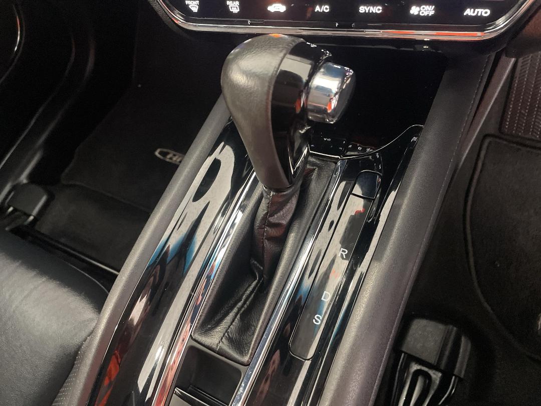 Photo '32' of Honda HR-V