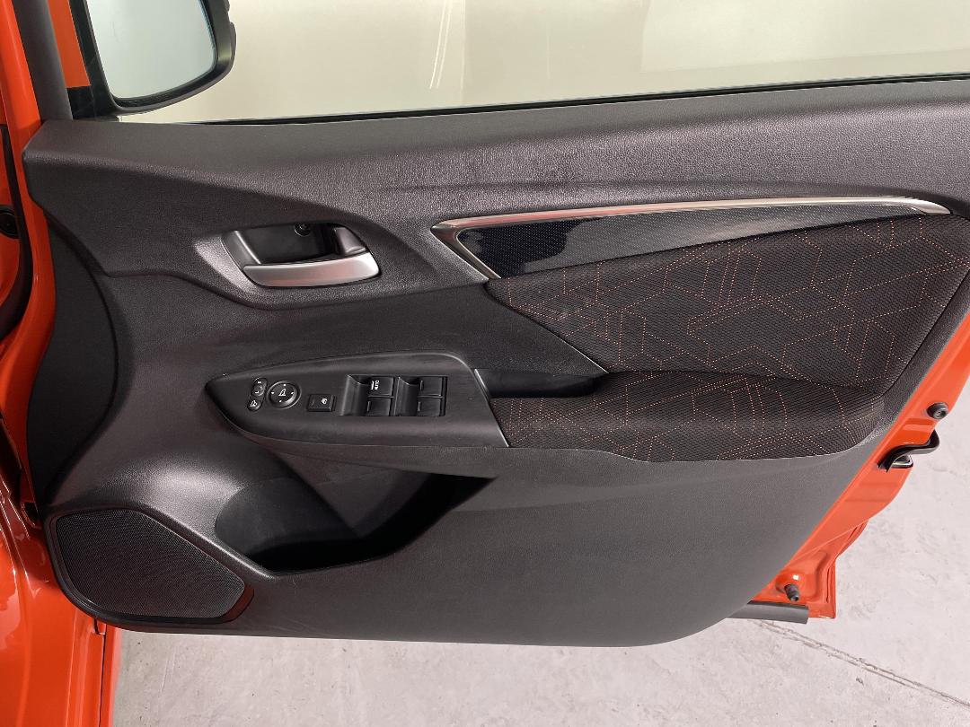 Photo '15' of Honda Jazz