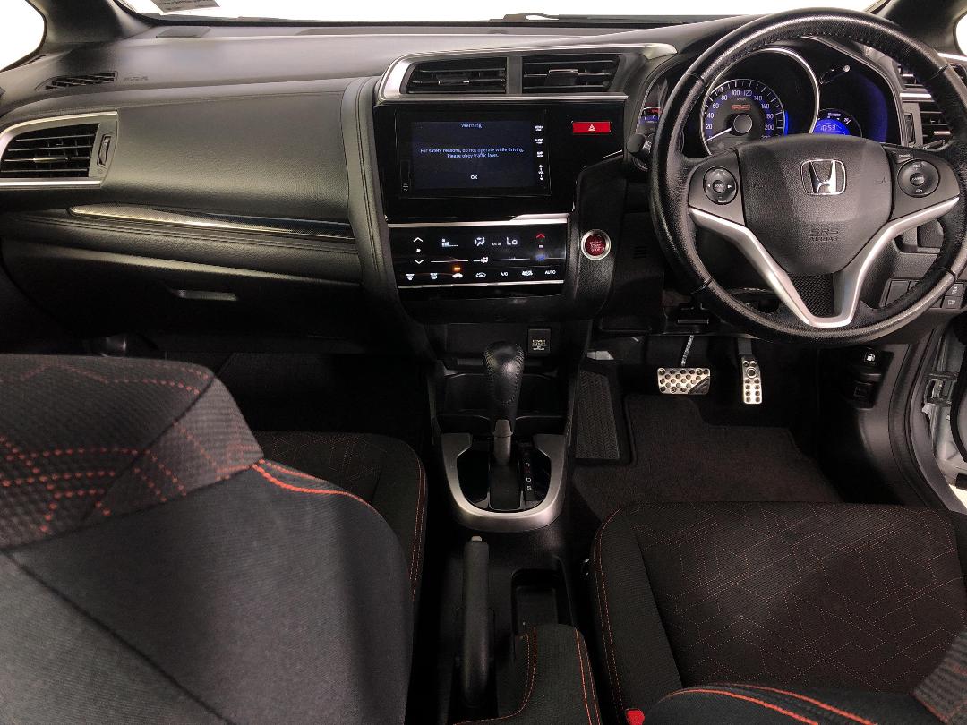 Photo '17' of Honda Jazz Photo '17' of Honda Jazz