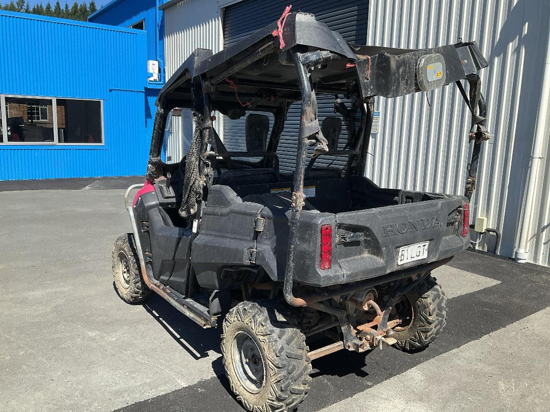 Photo '3' of Honda Pioneer 700 M4 Photo '3' of Honda Pioneer 700 M4