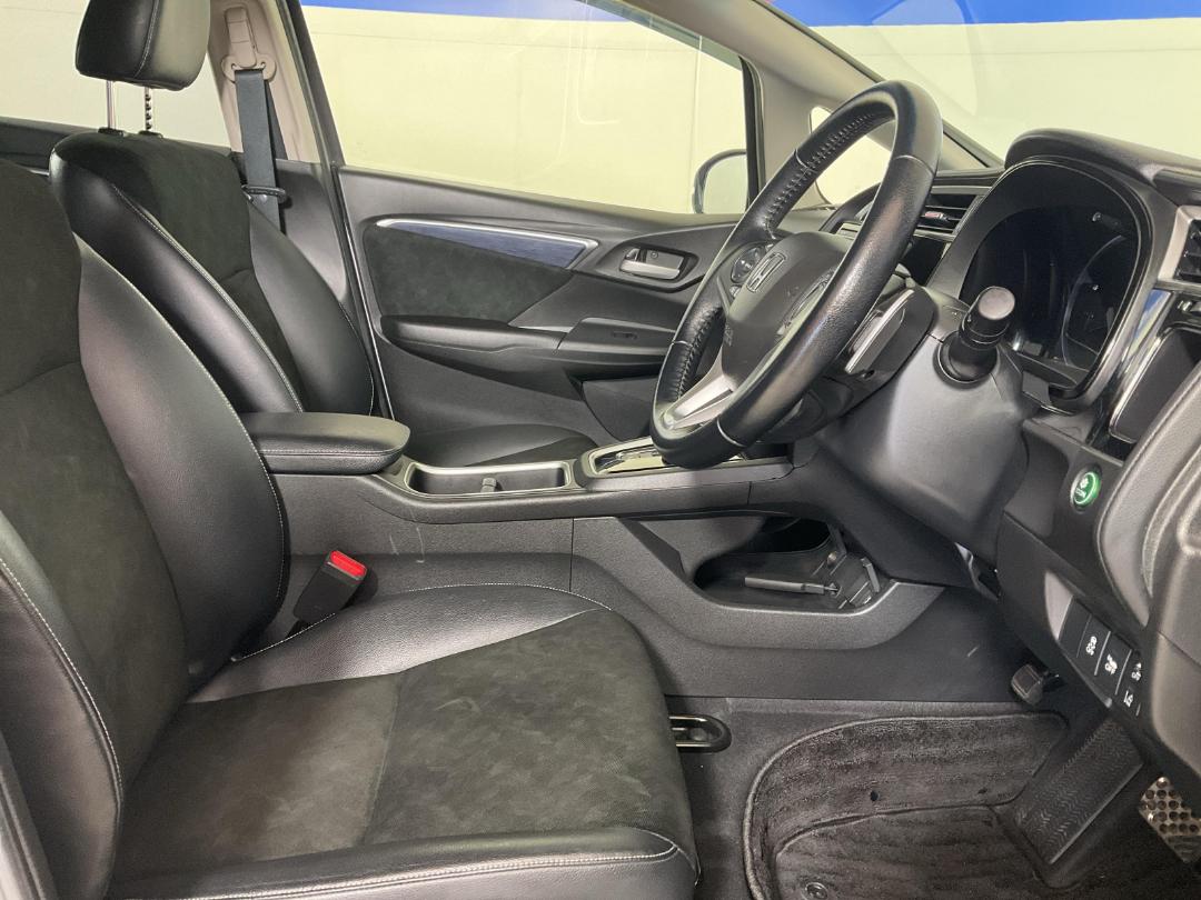 Photo '16' of Honda Shuttle Photo '16' of Honda Shuttle