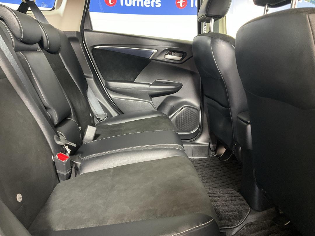 Photo '20' of Honda Shuttle Photo '20' of Honda Shuttle