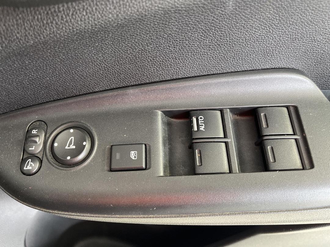 Photo '23' of Honda Shuttle