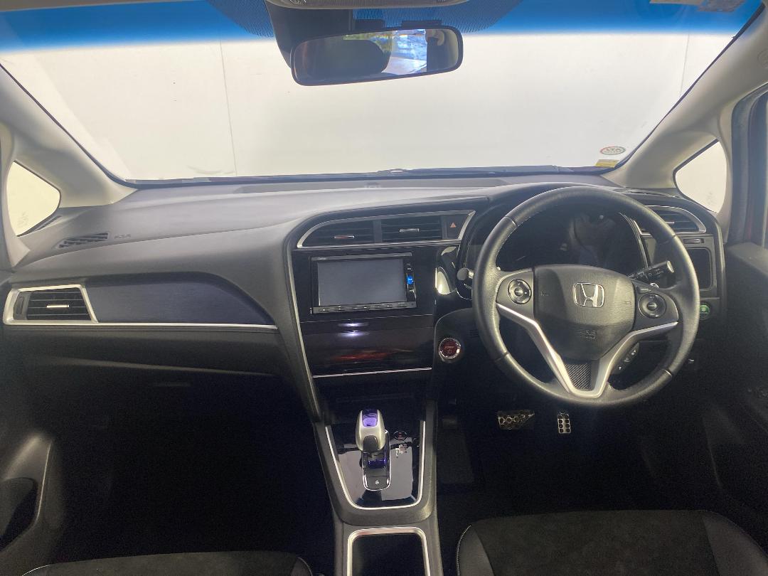 Photo '17' of Honda Shuttle