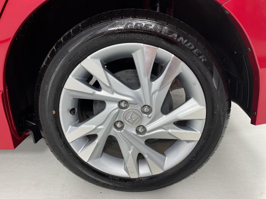 Photo '11' of Honda Shuttle