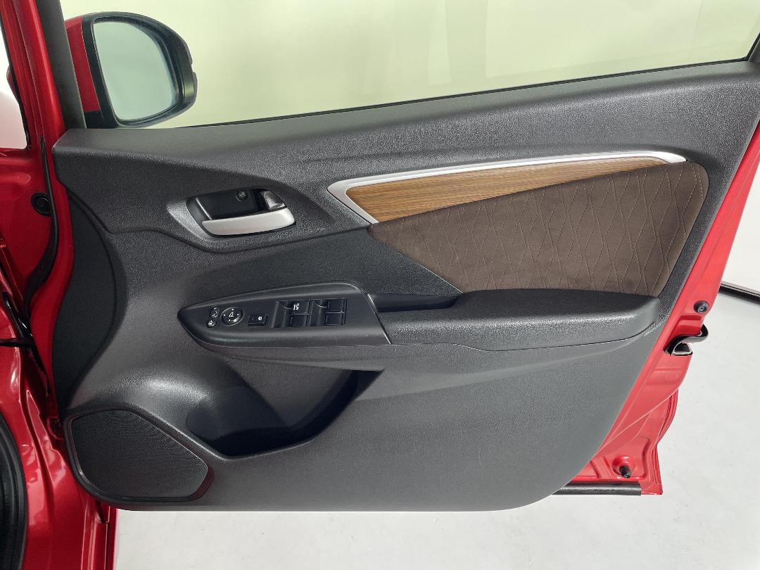 Photo '15' of Honda Shuttle