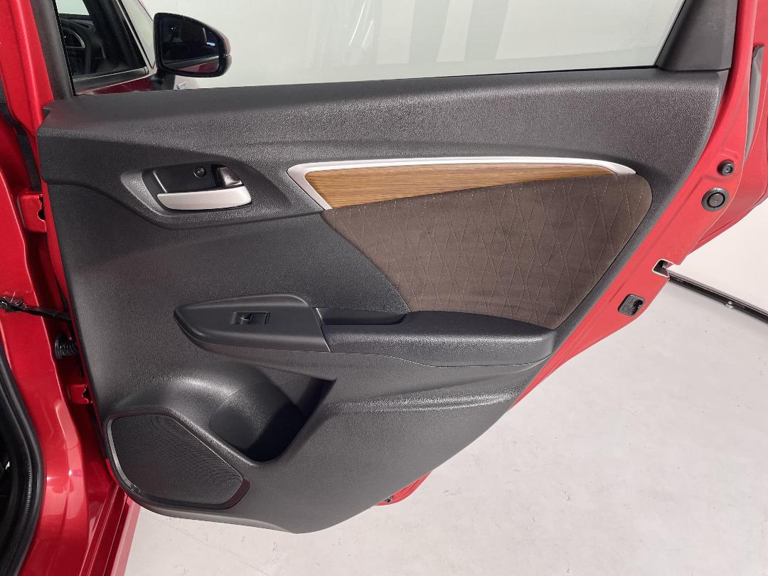 Photo '19' of Honda Shuttle