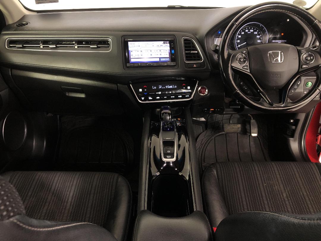 Photo '17' of Honda Vezel