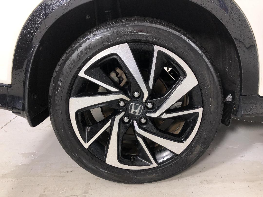 Photo '12' of Honda Vezel