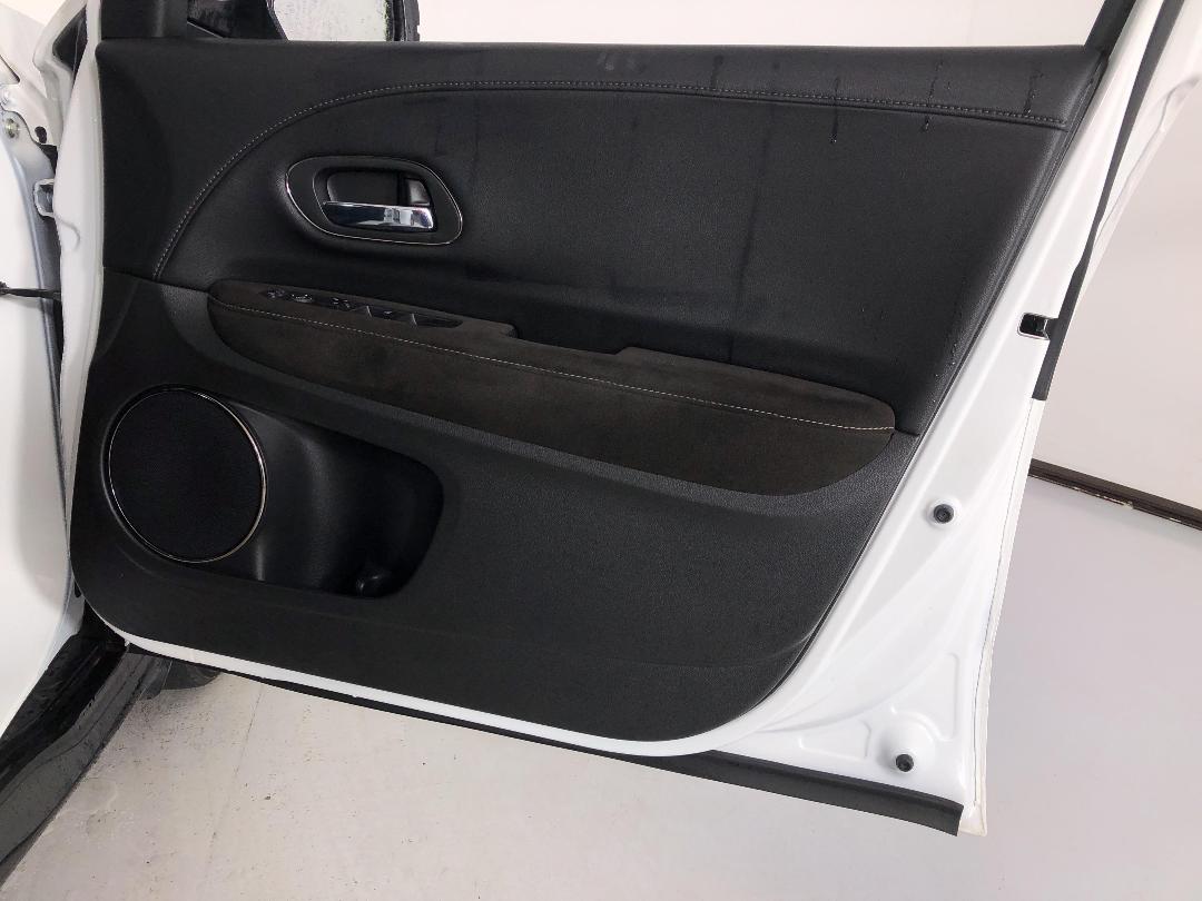 Photo '15' of Honda Vezel