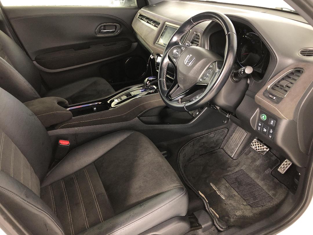 Photo '16' of Honda Vezel