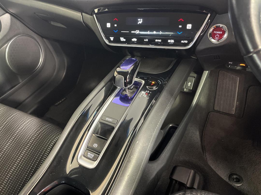 Photo '18' of Honda Vezel Photo '18' of Honda Vezel