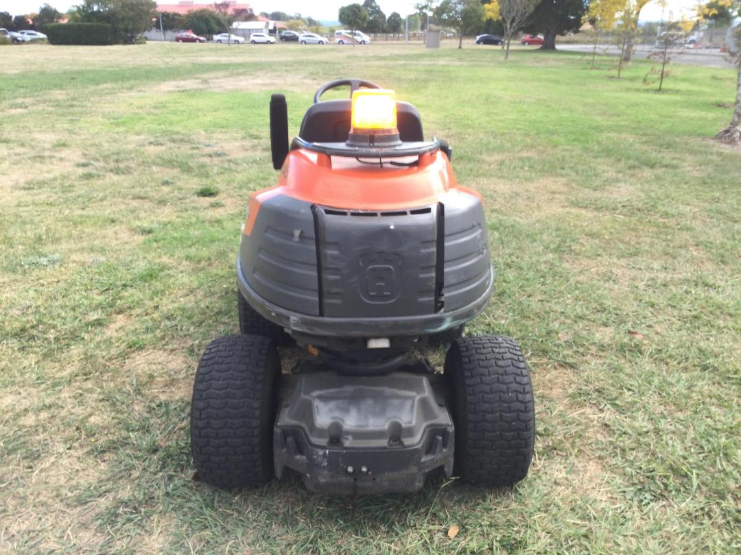 Photo '5' of HUSQVARNA P524 Mower Photo '5' of HUSQVARNA P524 Mower