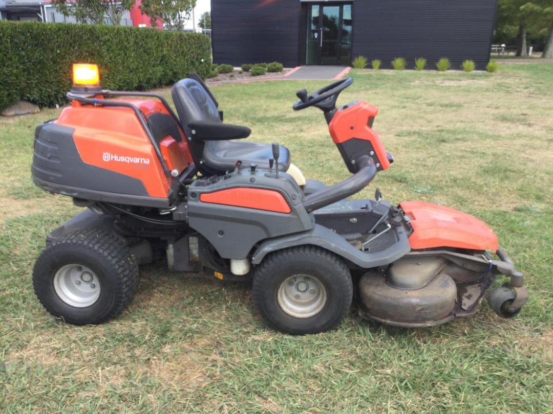 Photo '3' of HUSQVARNA P524 Mower Photo '3' of HUSQVARNA P524 Mower
