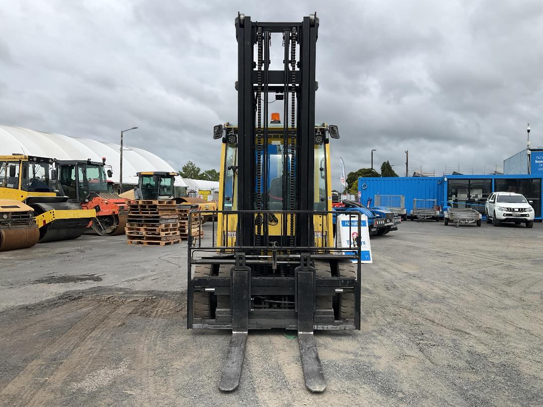 Photo '10' of Hyster J4.0 Forklift Photo '10' of Hyster J4.0 Forklift