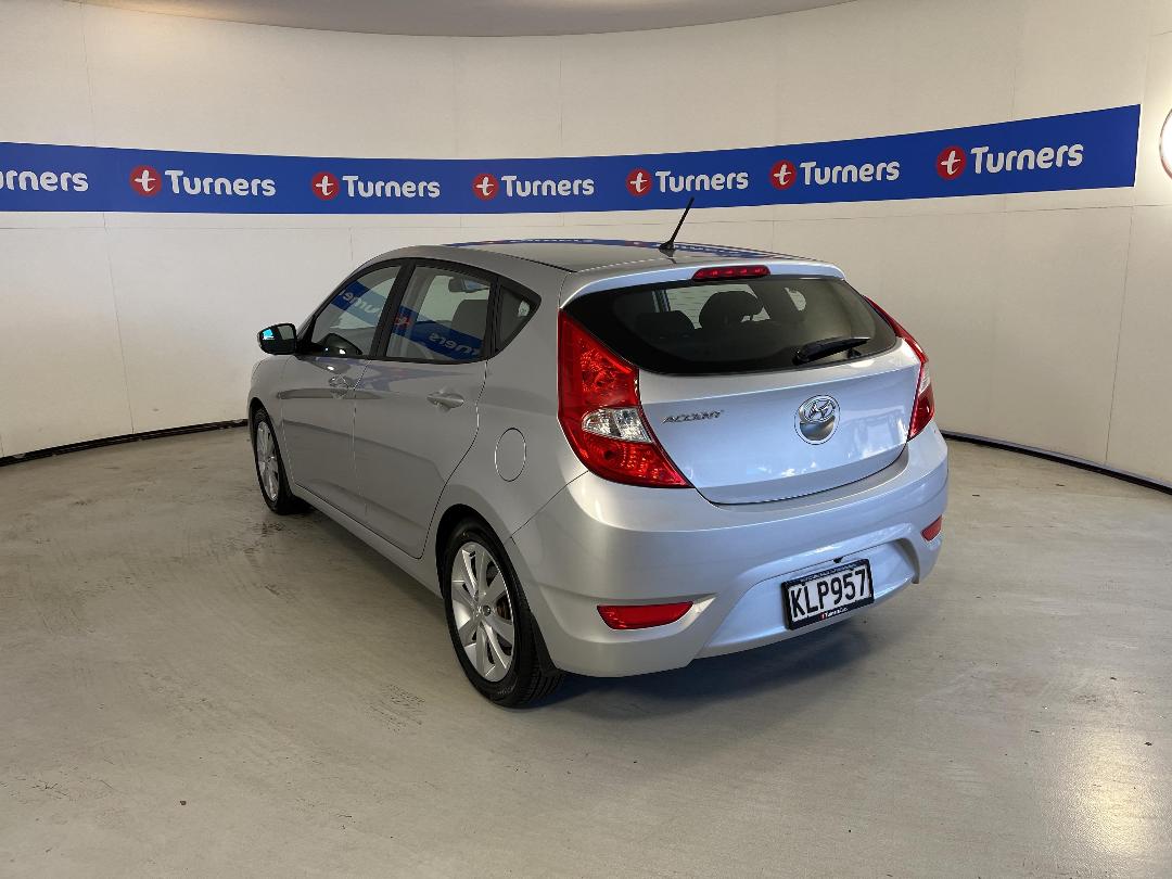 Photo '5' of Hyundai Accent