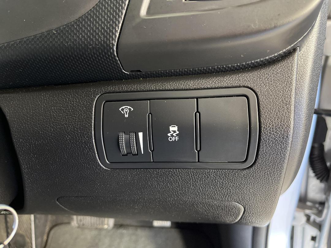 Photo '24' of Hyundai Accent