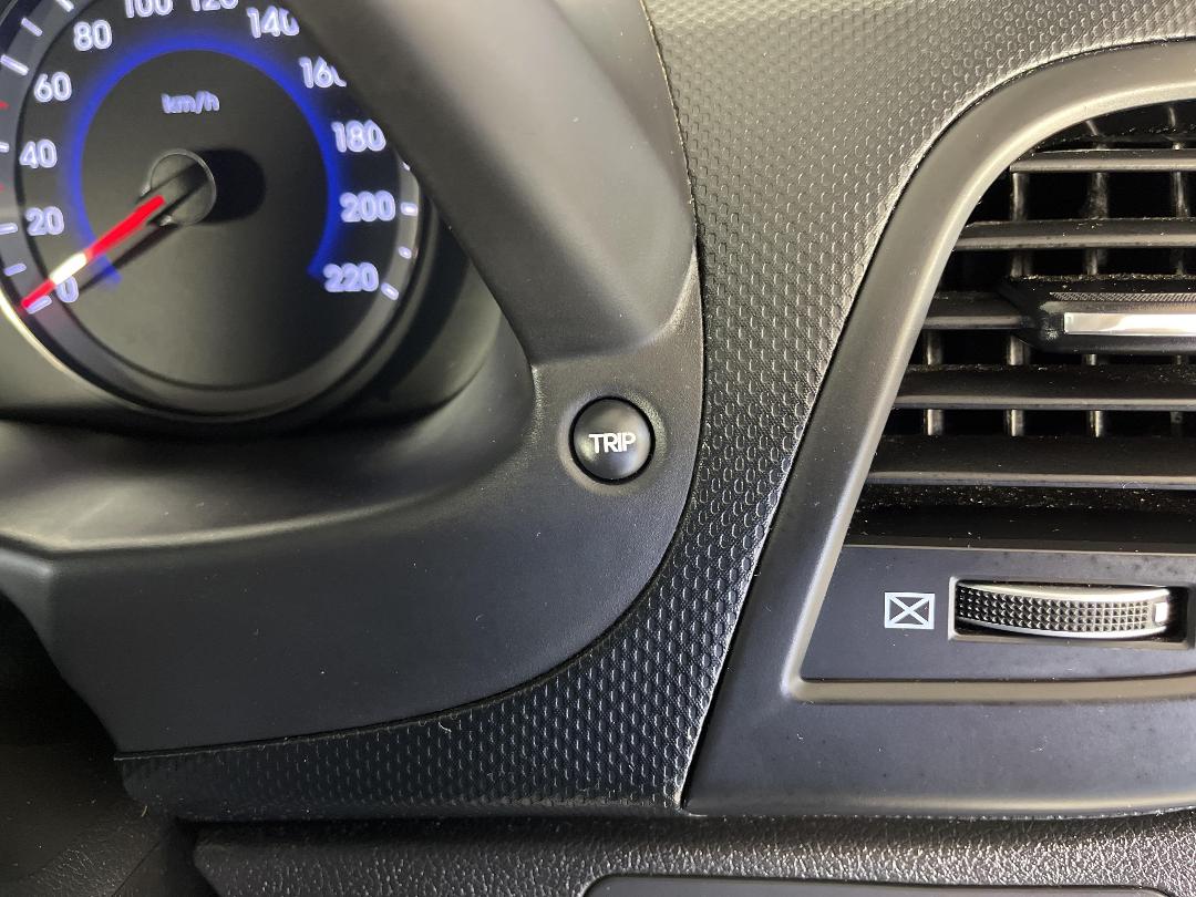 Photo '25' of Hyundai Accent