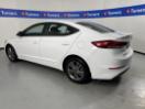 Thumbnail '5' of Hyundai Elantra