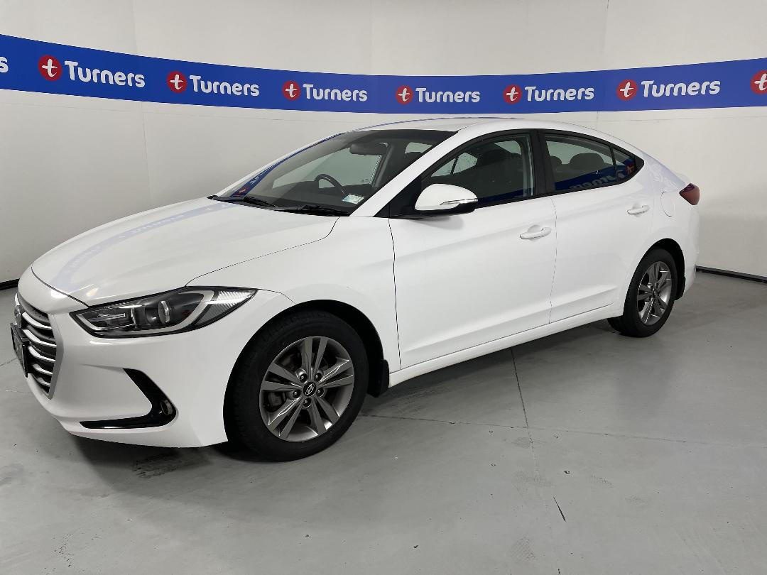 Photo '4' of Hyundai Elantra Photo '4' of Hyundai Elantra