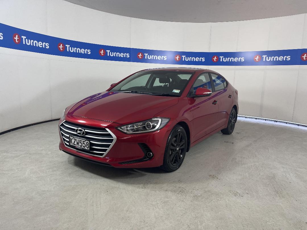 Photo '4' of Hyundai Elantra Photo '4' of Hyundai Elantra