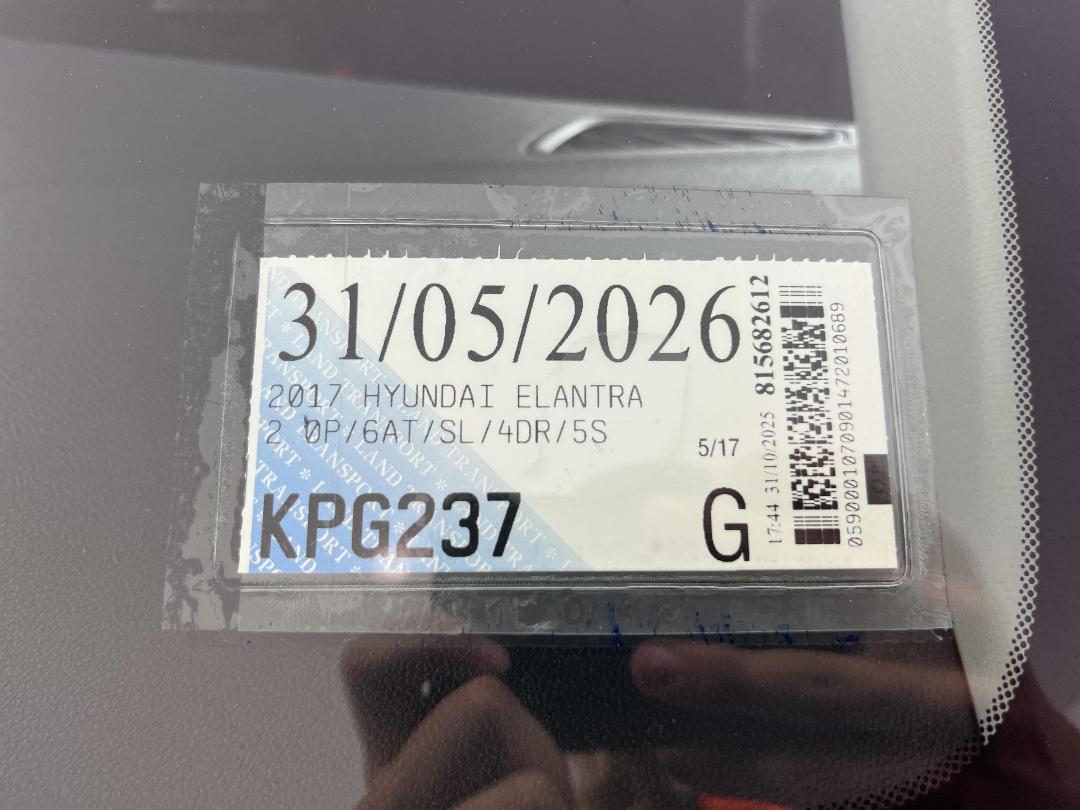 Photo '29' of Hyundai Elantra Photo '29' of Hyundai Elantra