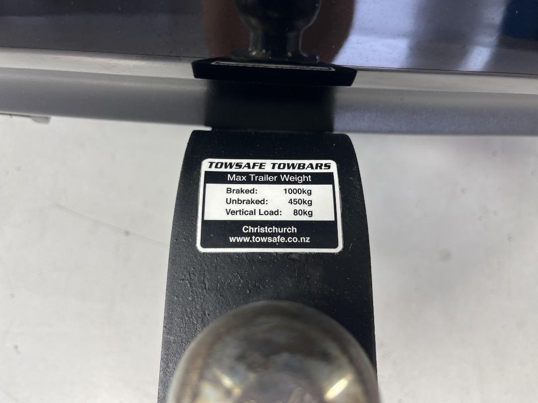 Photo '30' of Hyundai Elantra Photo '30' of Hyundai Elantra