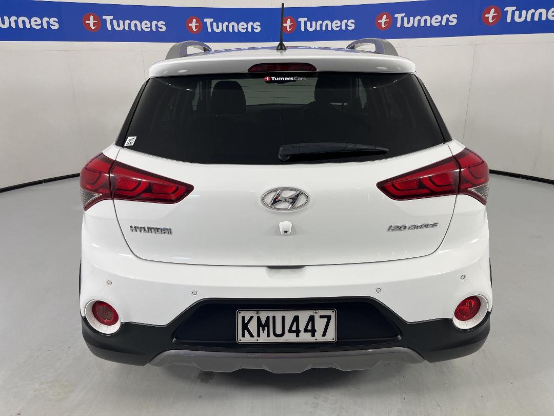 Photo '6' of Hyundai I20