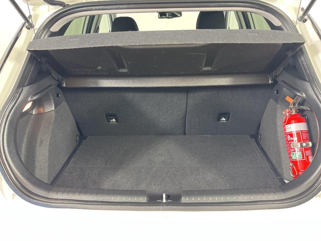 Photo '14' of Hyundai I20