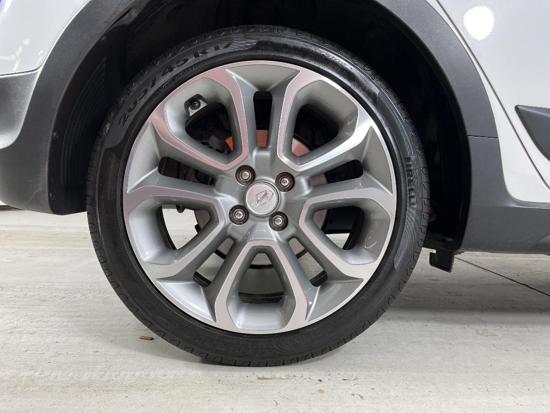 Photo '12' of Hyundai I20