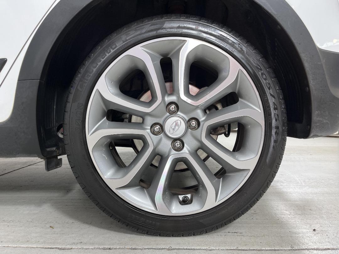 Photo '11' of Hyundai I20