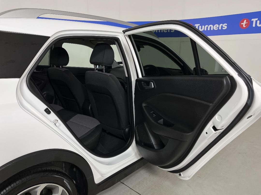 Photo '19' of Hyundai I20