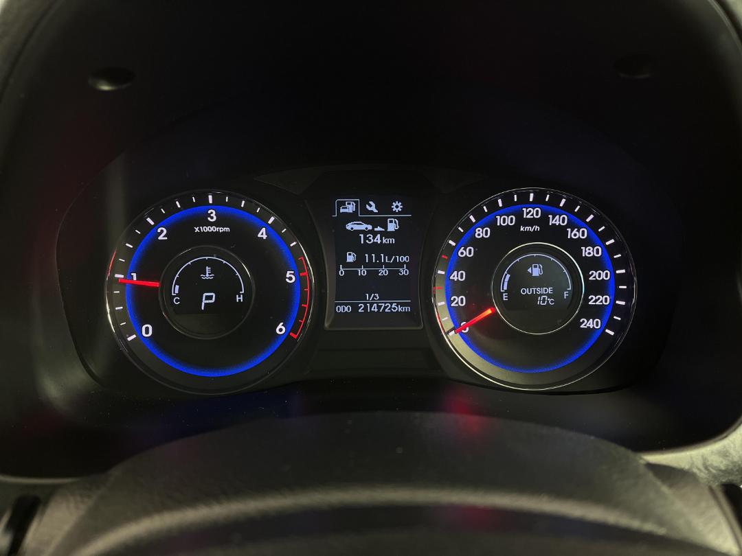 Photo '21' of Hyundai I40