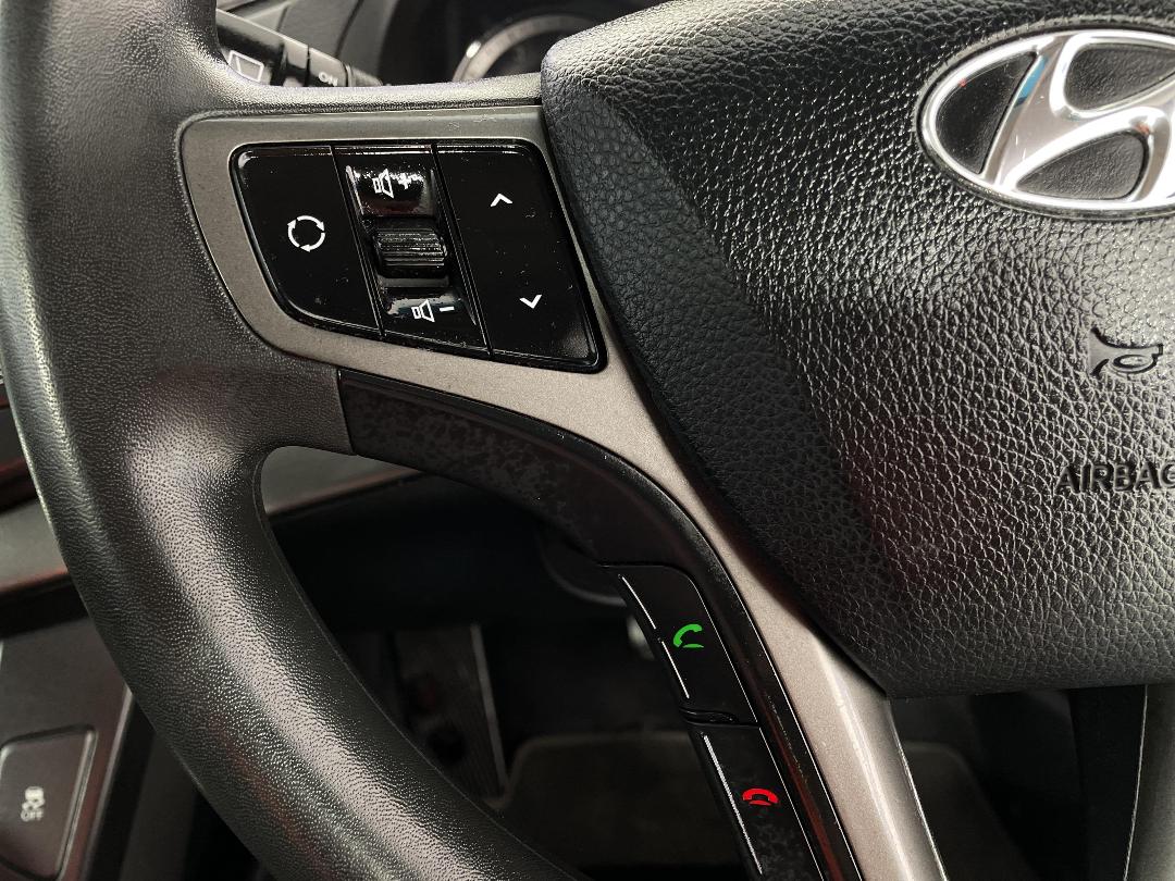 Photo '24' of Hyundai I40