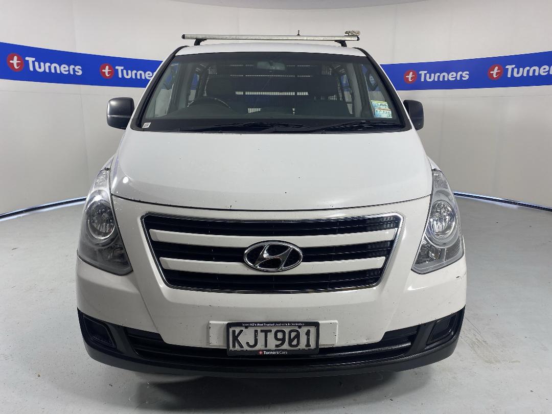 Photo '2' of Hyundai Iload Photo '2' of Hyundai Iload