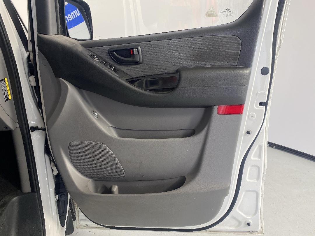 Photo '15' of Hyundai Iload Photo '15' of Hyundai Iload