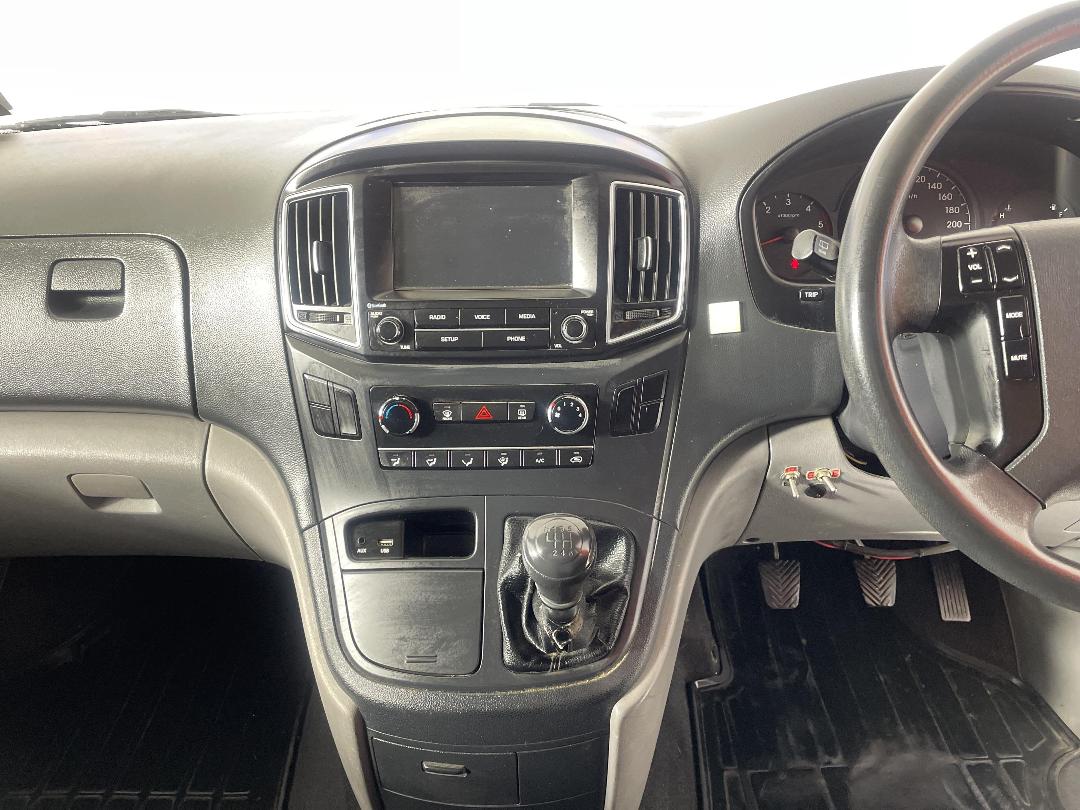 Photo '18' of Hyundai Iload