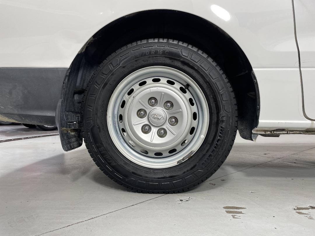 Photo '12' of Hyundai Iload Photo '12' of Hyundai Iload