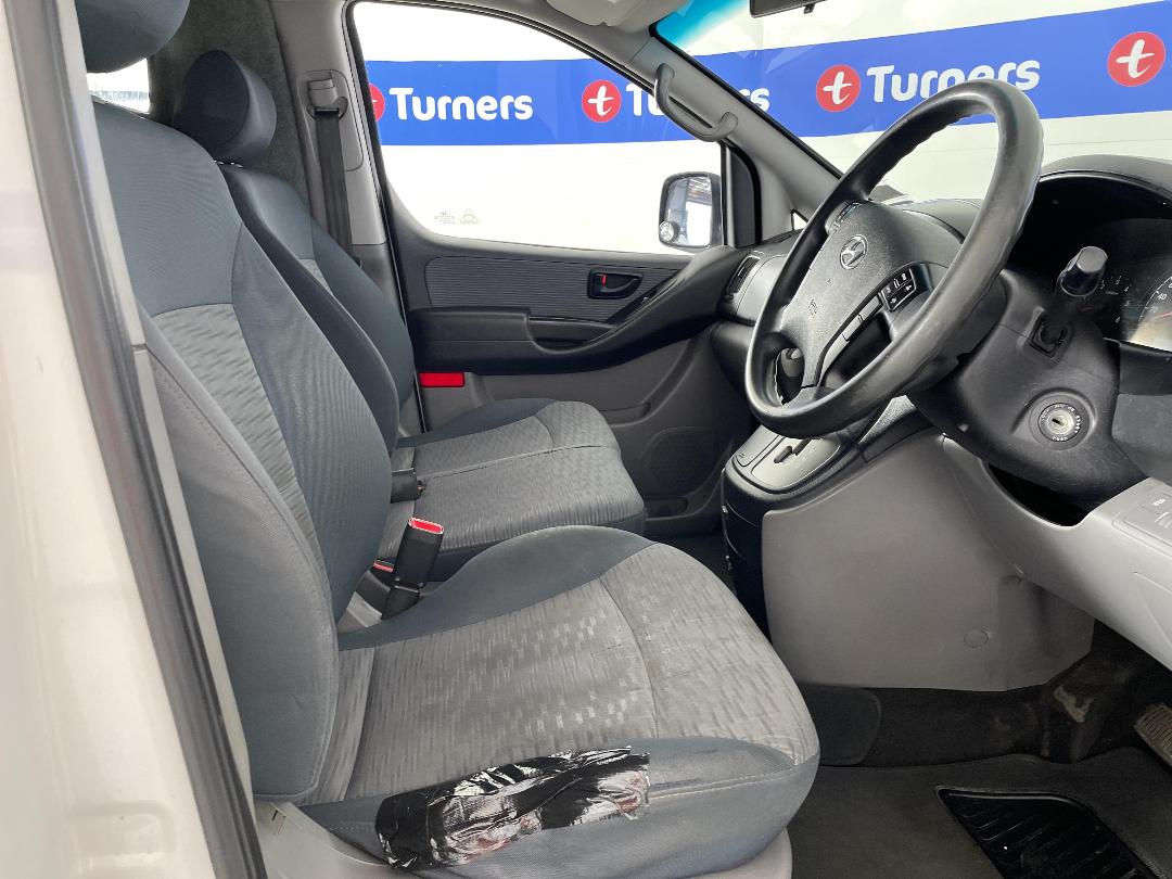 Photo '16' of Hyundai Iload Photo '16' of Hyundai Iload