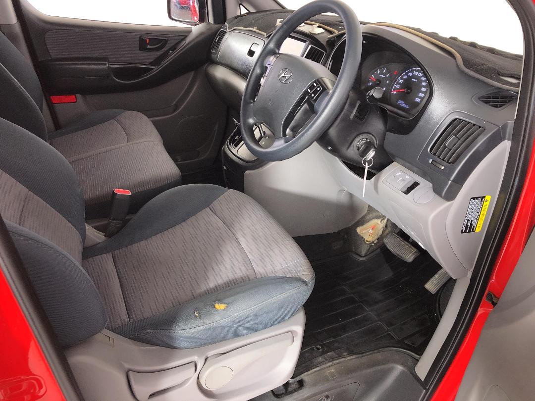 Photo '16' of Hyundai Iload Photo '16' of Hyundai Iload